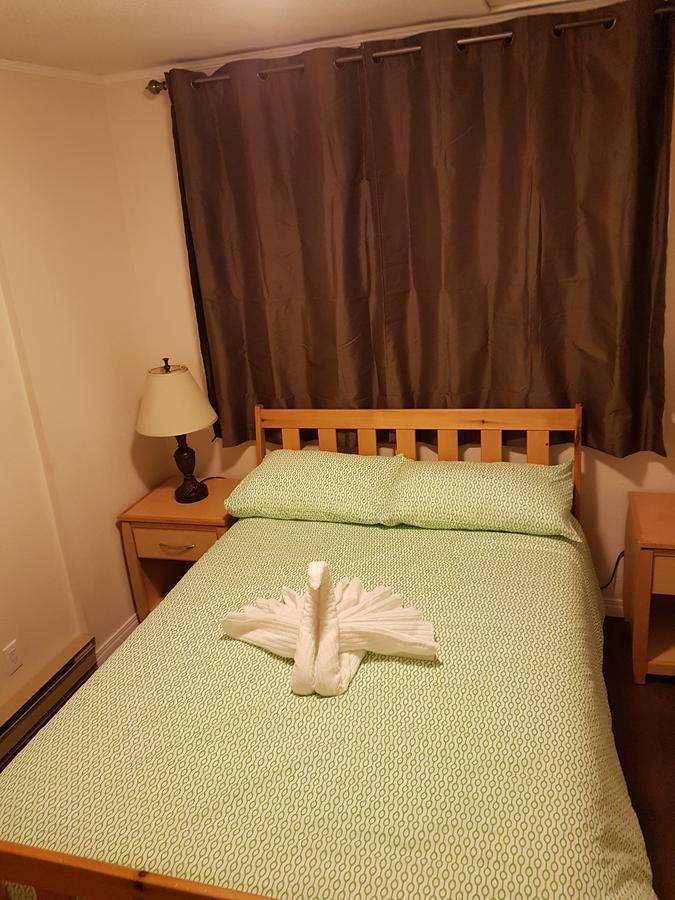 Cozy Comfort Sleeps 4 - 5 Min To Golf & Ski Διαμέρισμα Kimberley Εξωτερικό φωτογραφία